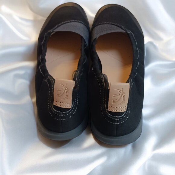 Clarks Tri Adapt Trigenic Shoes - Black Nubuck Leather, Size 8.5, New in Box - Picture 3 of 12